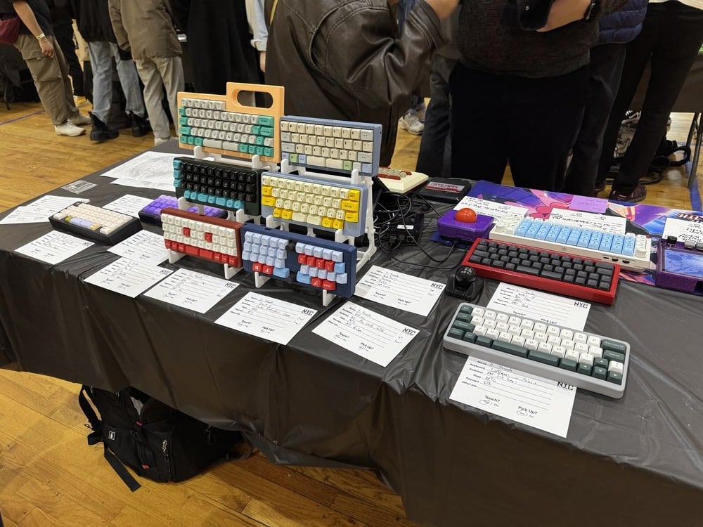 Image of a keyboard meetup